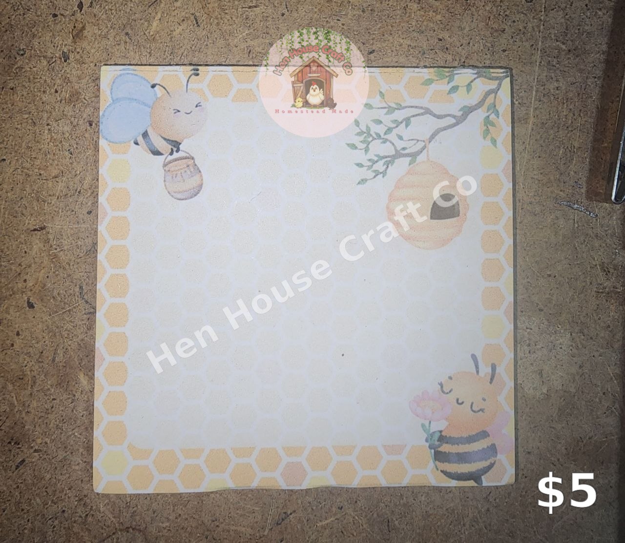 Handmade honeybee sticky note pad with hive and honeycomb border